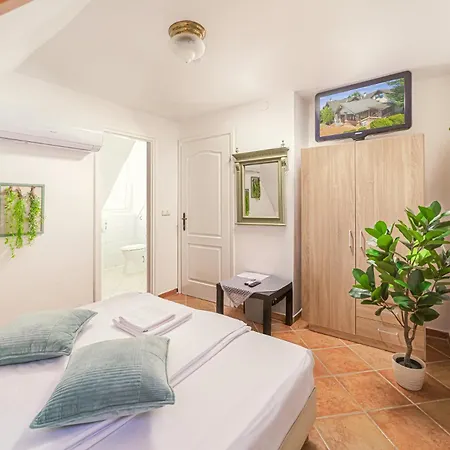 Charlie Affittacamere